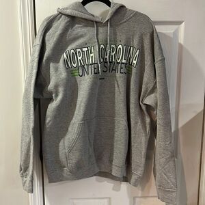 Gildan NC hoodies size L‎
